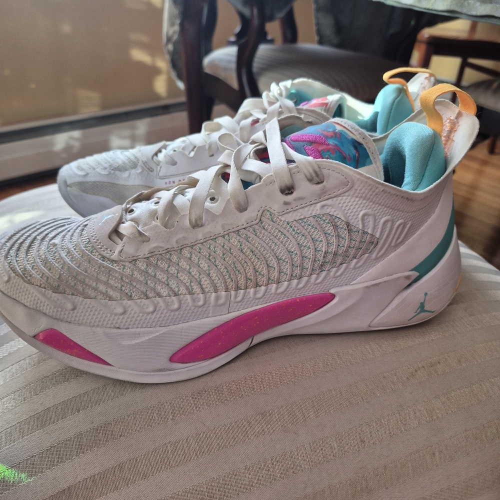 Nike Jordan Luka 1 Basketball Shoe